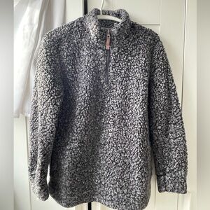 Loose fit winter top